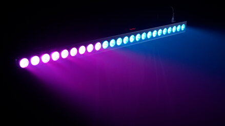 FLASH LED BAR 24x3W RGB 3v1 8 SEKCI