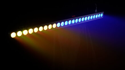 FLASH LED BAR 24x3W RGB 3v1 8 SEKCI