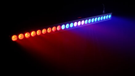 FLASH LED BAR 24x3W RGB 3v1 8 SEKCI